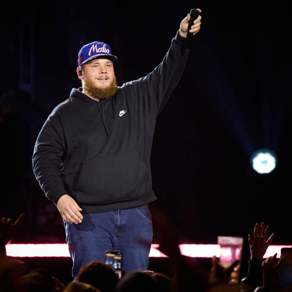 Luke Combs Net Worth 2024: Shocking Earnings Revealed!