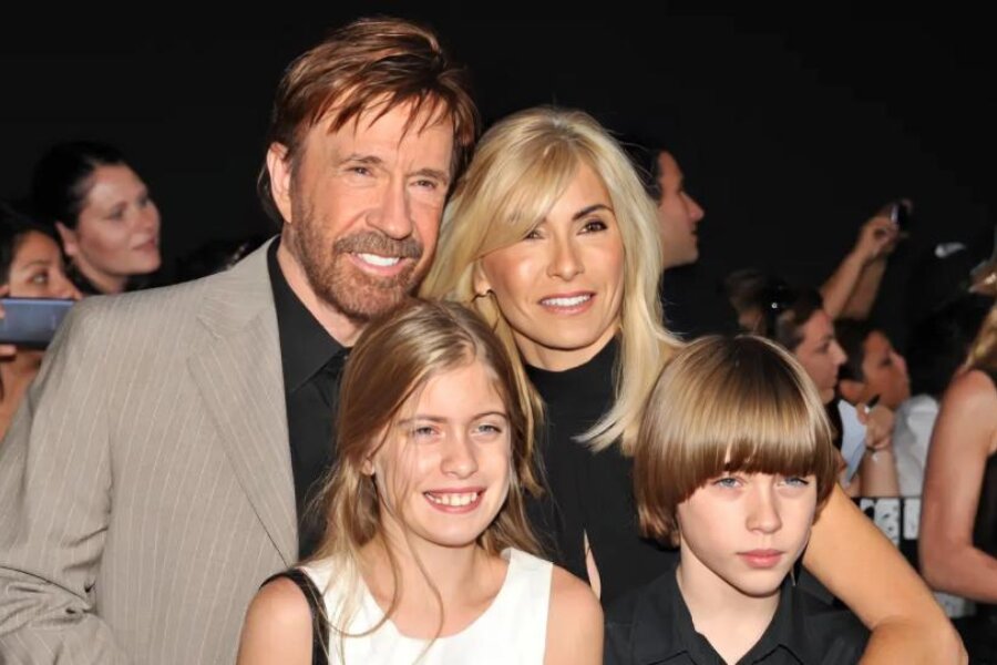 Dianne Holechek: Facts About Chuck Norris' Former Wife